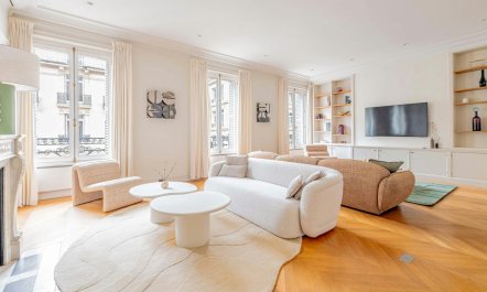 Elegant Avenue Living 8