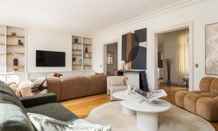 Elegant Avenue Living 4