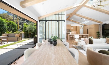 Sunset Strip Style 8