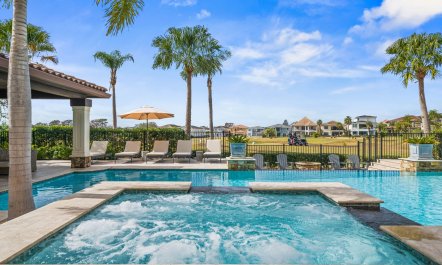 Emerald Oasis Haven​ 3