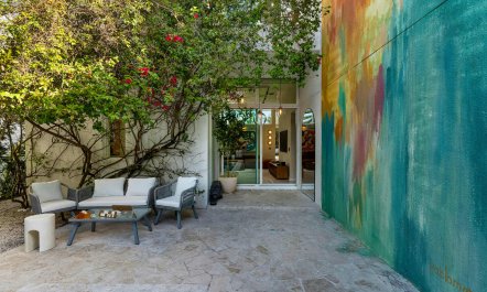 The Painted House 6