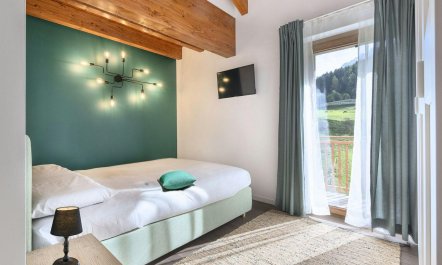 Mountain Air Hideaway 1