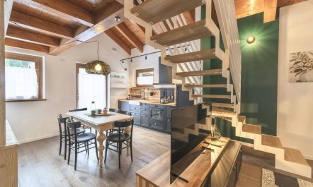 Mountain Air Hideaway 4
