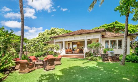The Lush Lanai
