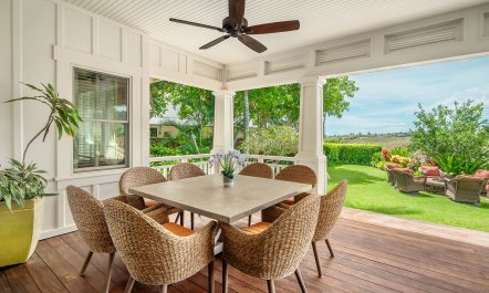 The Lush Lanai 2