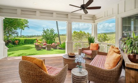 The Lush Lanai 3
