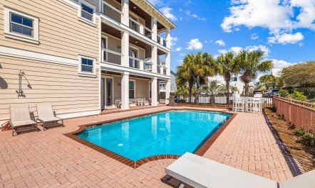 Azure Breeze Manor 2
