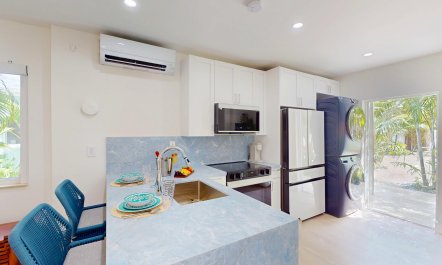 Sandy Seabreeze 8