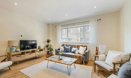 South Kensington Living 1