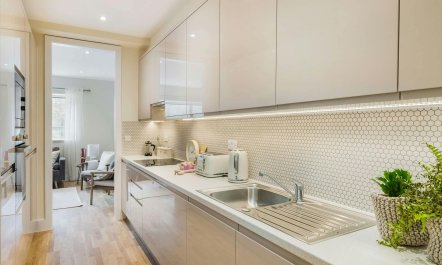 South Kensington Living 6