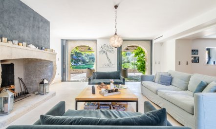Bright Gardenside 1
