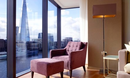 Jewel of the Thames 3