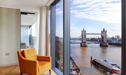Jewel of the Thames 4