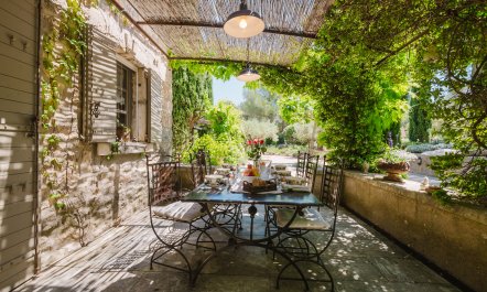 Romantic & Rustic Refuge 7