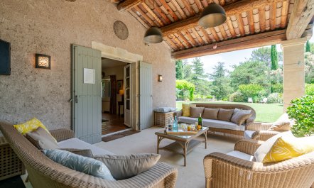 Alpilles Outlook 4
