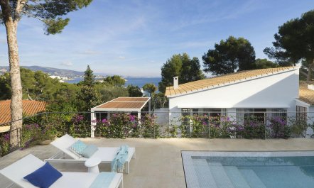 Sunny Shores Villa 2