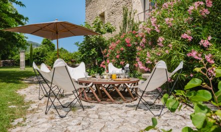 Provence Shadows 7