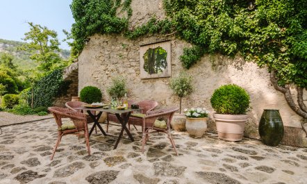 Provence Shadows 5