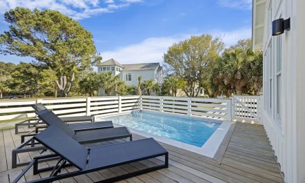 Calmer Shores 3