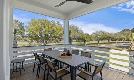 Calmer Shores 4