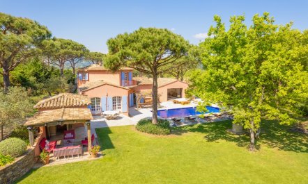 Villa Aurora