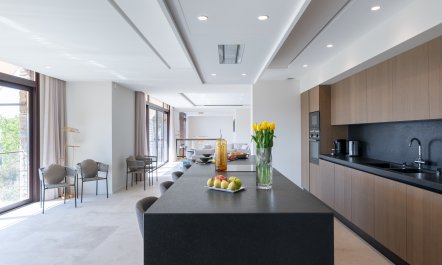 Azure Heights Rest 8