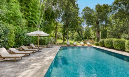 Idyllic Proven&ccedil;al Abode 2