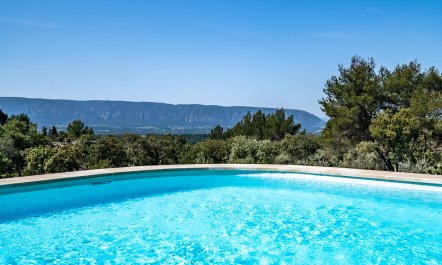 Gordes Gaze 4