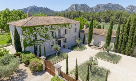 Bastide des Alpilles