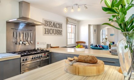 6 Bed in Southwold 8