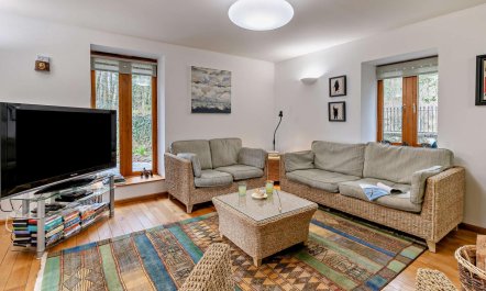 4 Bed in Llandovery 6