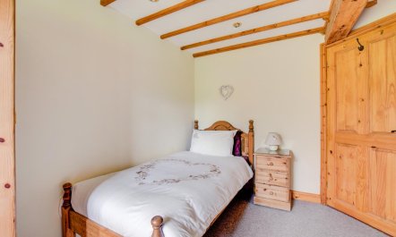 3 Bed in Pembroke 7