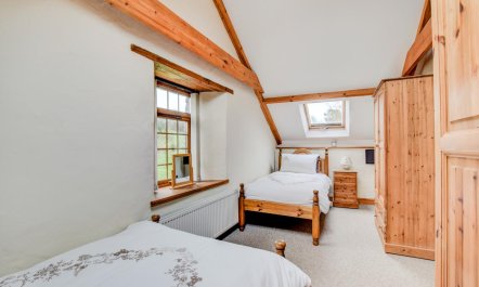 3 Bed in Pembroke 5