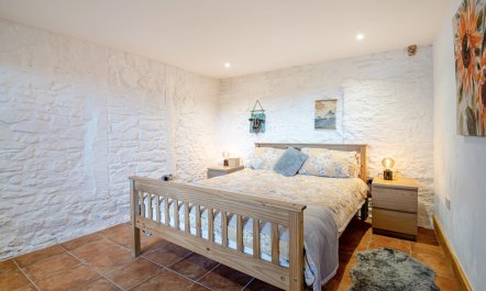 2 Bed in Clevedon 9
