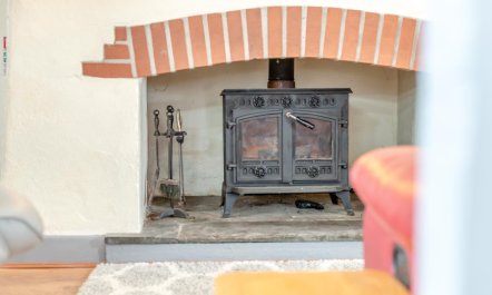 2 Bed in Stibb 9