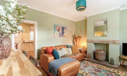 3 Bed in Cromford 1