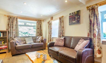3 Bed in Nant Gwynant 2