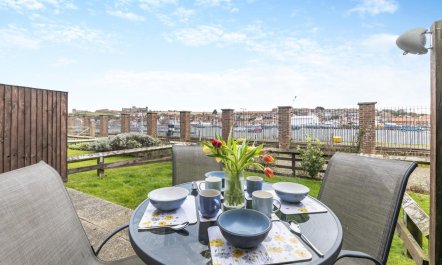 2 Bed in Whitby 1