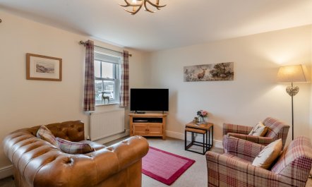 2 Bed in Whitby 3