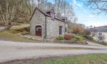 2 Bed in Llwyndafydd 3