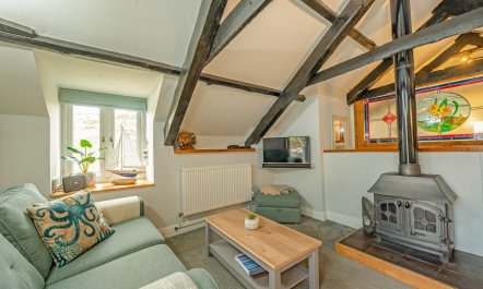 2 Bed in Llwyndafydd 1
