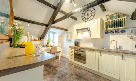 2 Bed in Llwyndafydd 6
