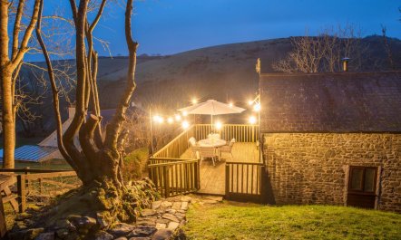 2 Bed in Llwyndafydd 8