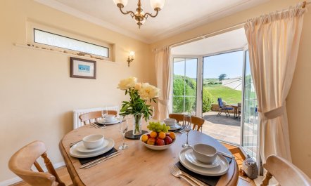 2 Bed in Seaford 2