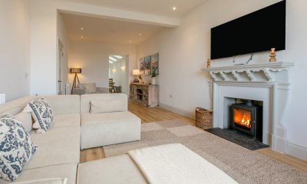 4 Bed in St. Ives 4