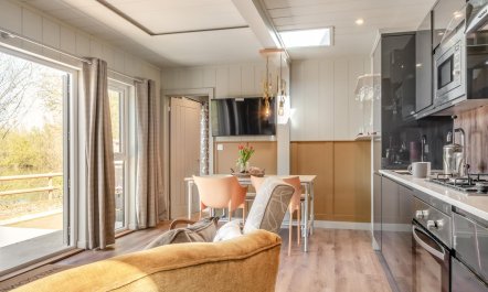 2 Bed in Newport 2