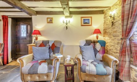 1 Bed in Dulverton 2