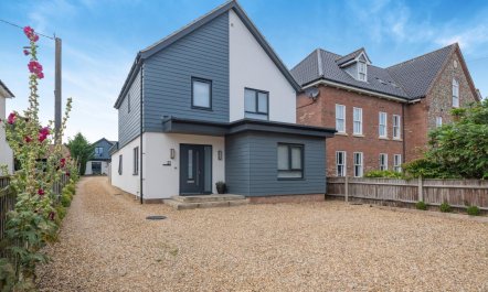2 Bed in Holt 5