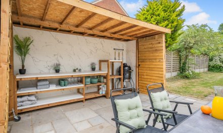 5 Bed in Middleton St. George 2