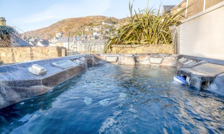 2 Bed in Barmouth 2